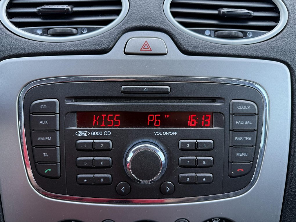 Ford Focus 1.6i 