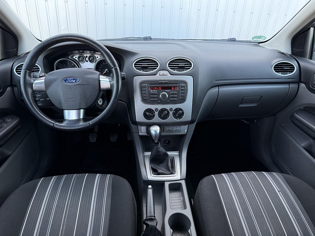 Ford Focus 1.6i 