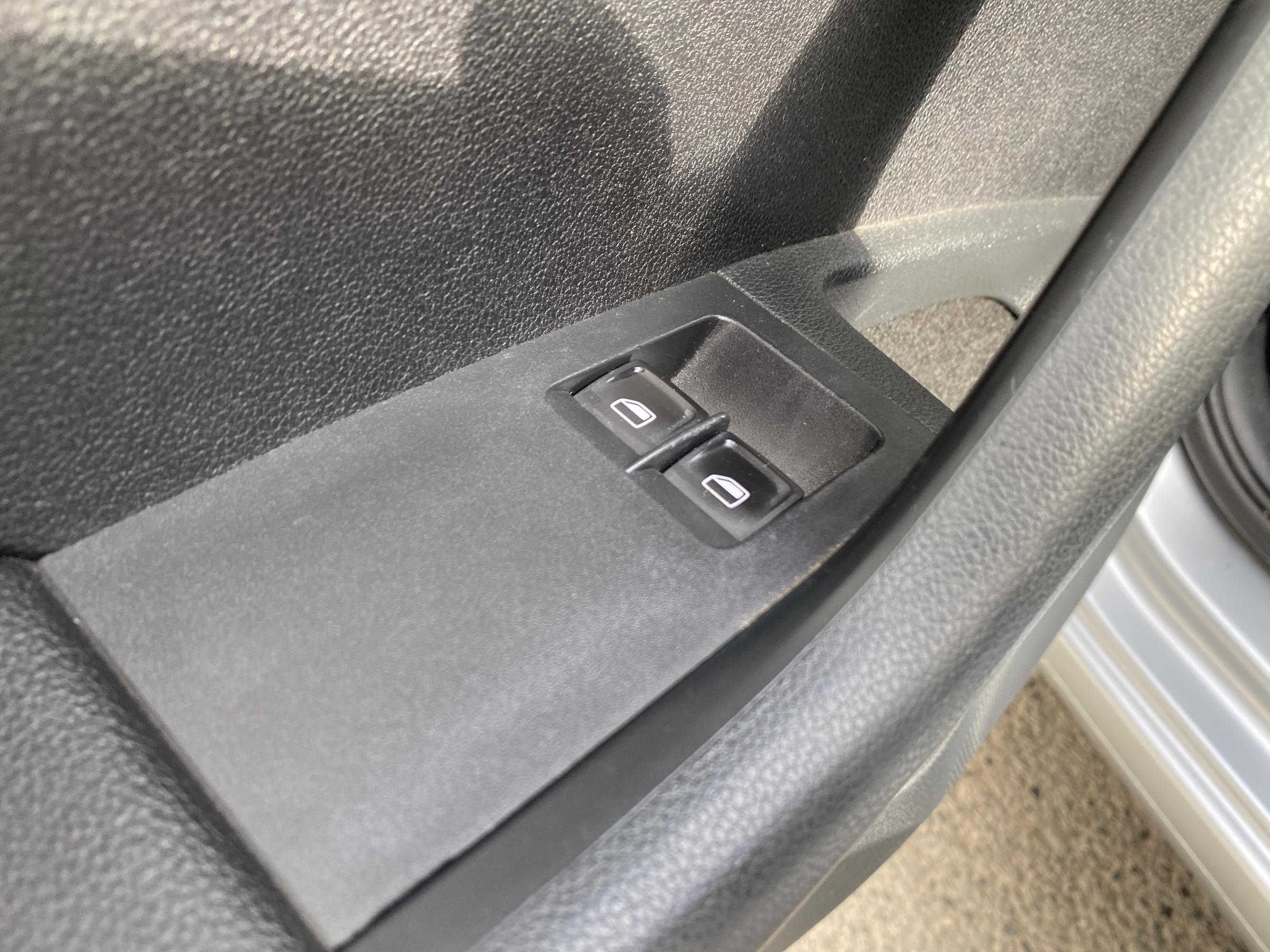 Škoda Octavia III, 2013 - pohled č. 13