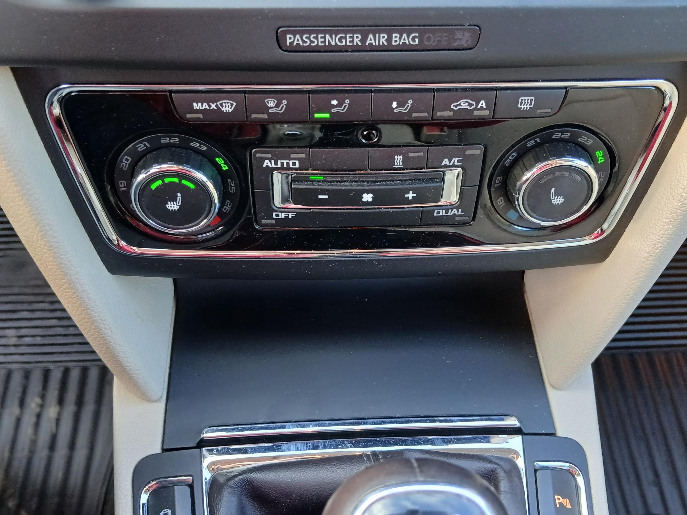 Škoda Superb II, 2014 - pohled č. 19