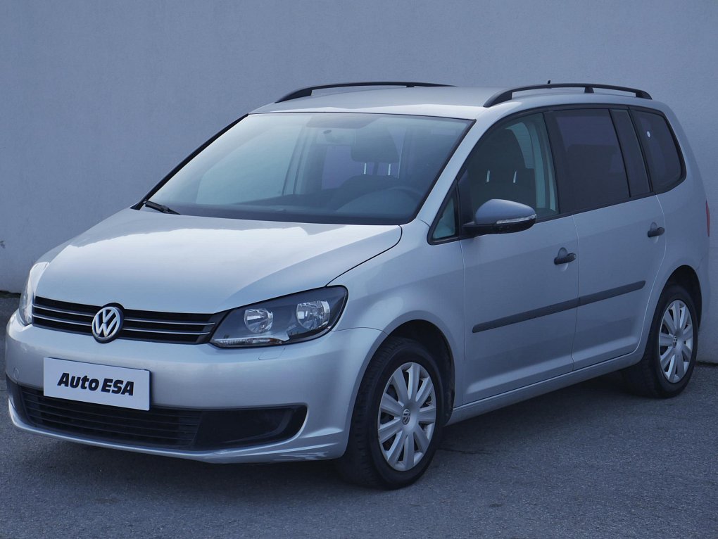 Volkswagen Touran 1.6 TDi  7míst