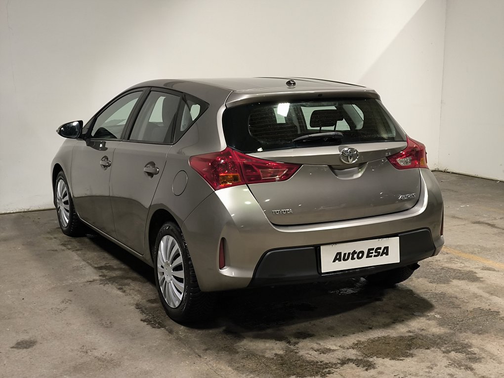 Toyota Auris 1.3 VVT-i Cool