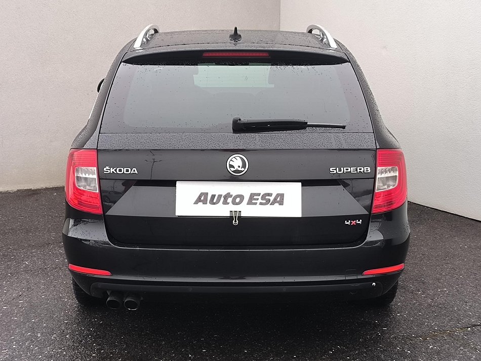 Škoda Superb II 2.0 TDi Elegance 4x4
