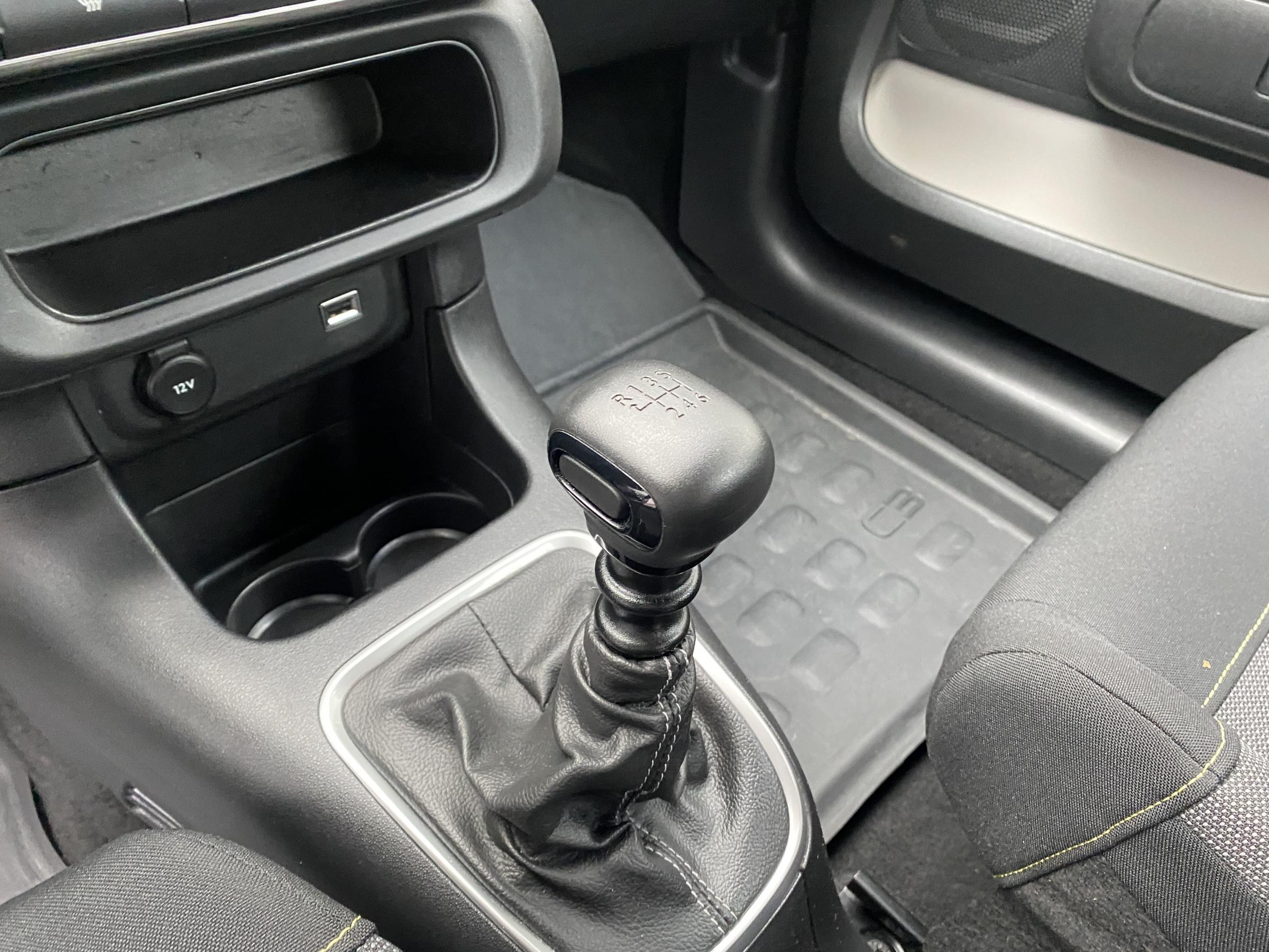 Citroën C3, 2019 - pohled č. 16