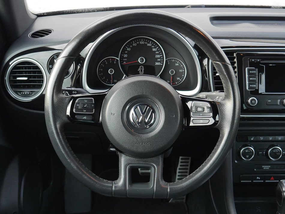 Volkswagen Beetle 2.0TSi 