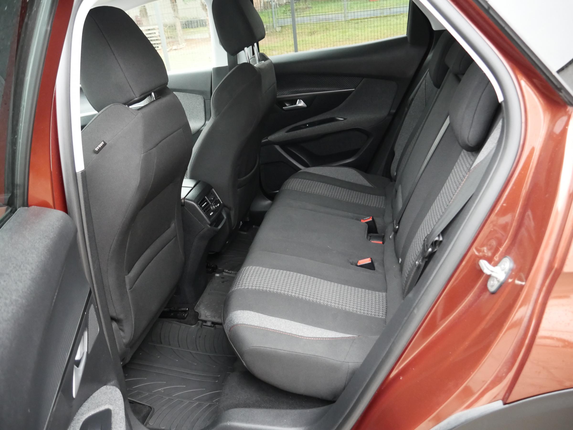 Peugeot 3008, 2017 - pohled č. 10