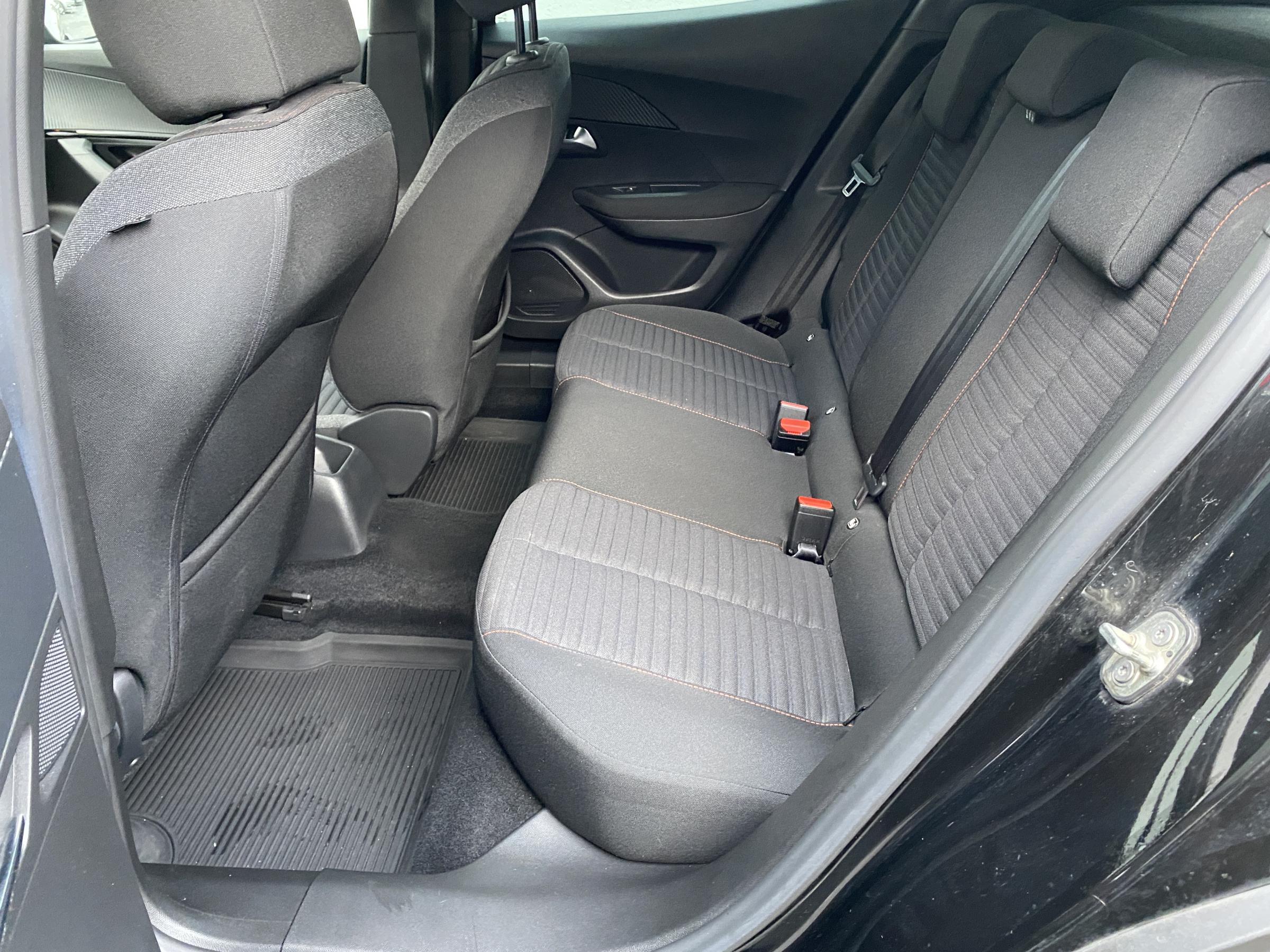 Peugeot 2008, 2020 - pohled č. 10