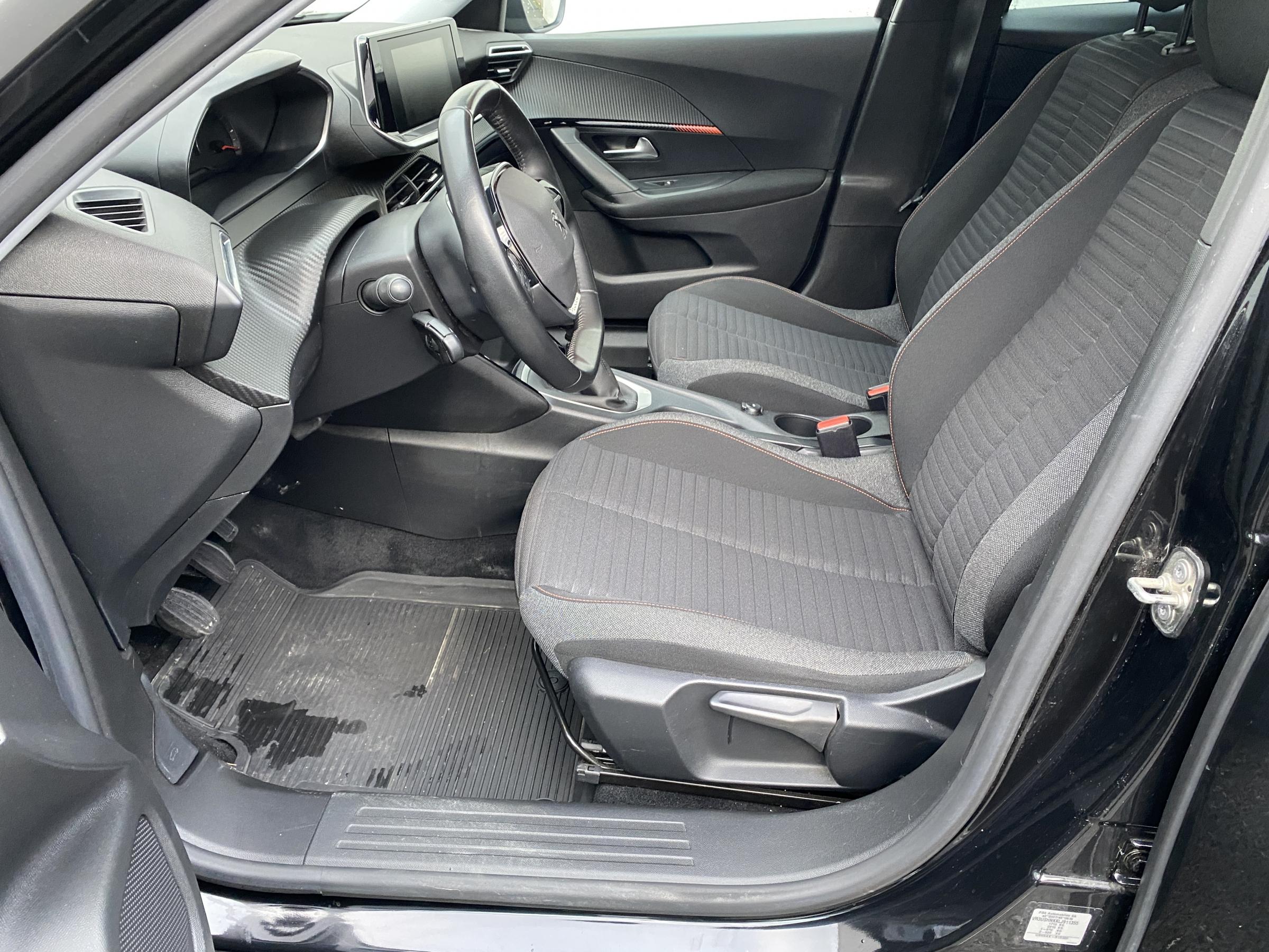 Peugeot 2008, 2020 - pohled č. 9