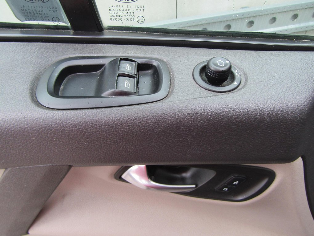 Ford Transit Custom 2.2TDCi Trend 6míst