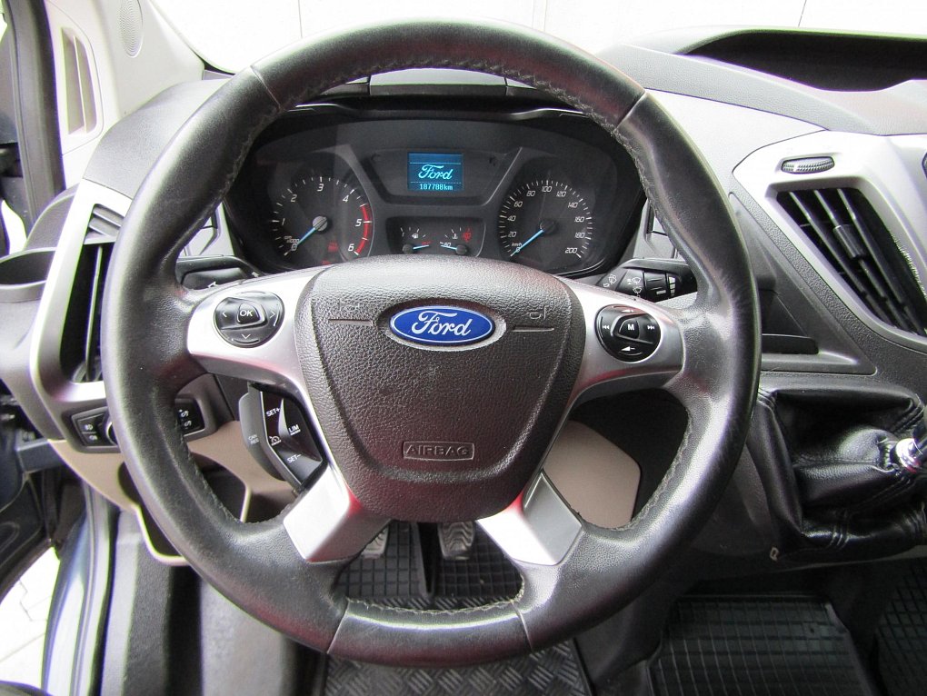 Ford Transit Custom 2.2TDCi Trend 6míst