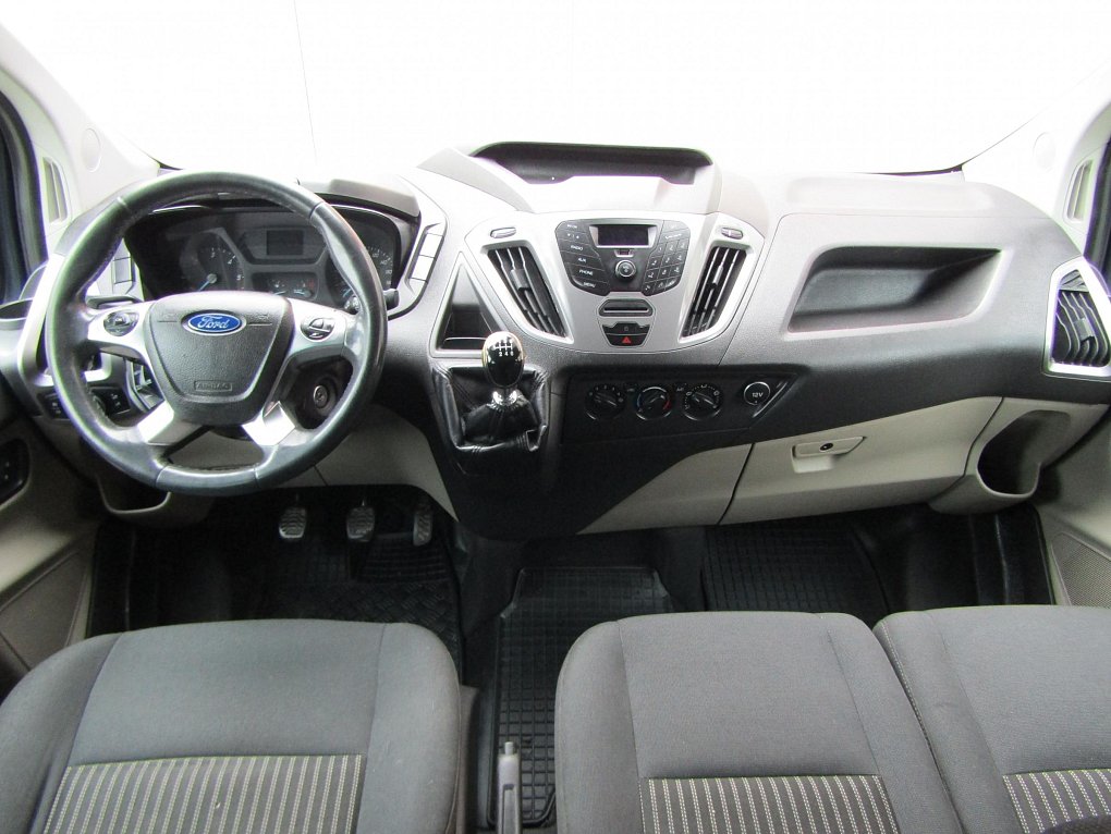 Ford Transit Custom 2.2TDCi Trend 6míst