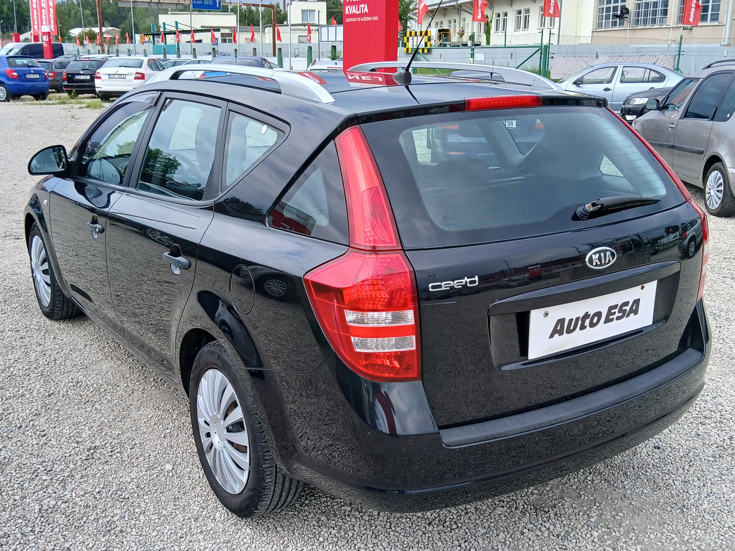Kia Cee´d, 2008 - pohled č. 6