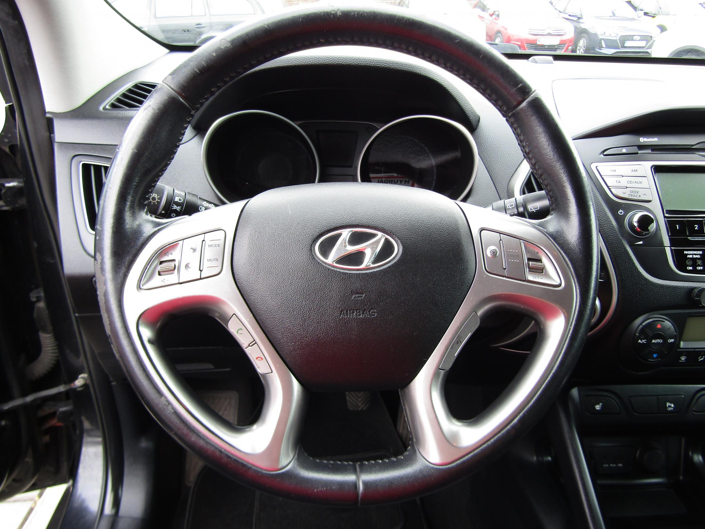 Hyundai ix35, 2010 - pohled č. 17