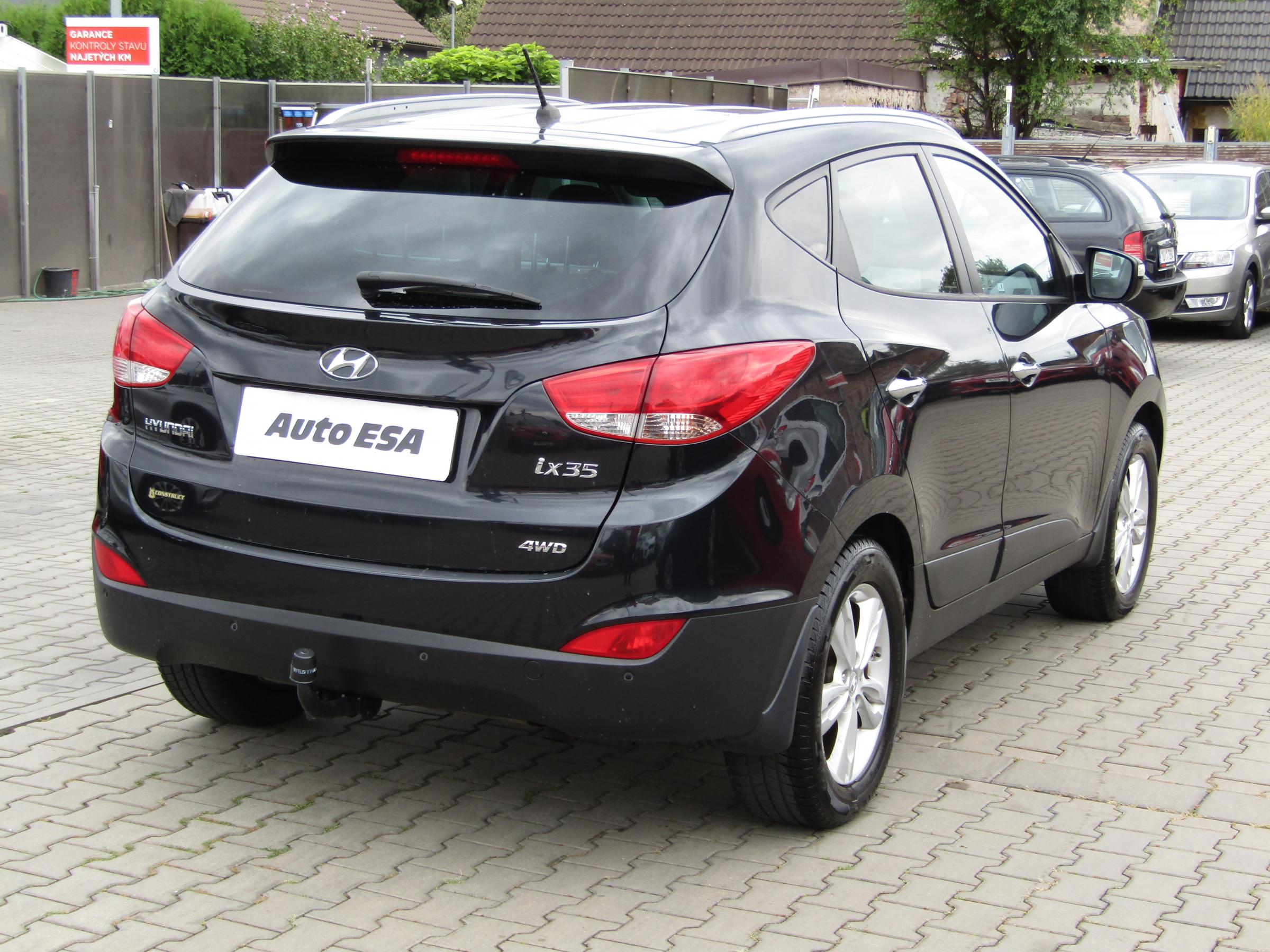 Hyundai ix35, 2010 - pohled č. 4