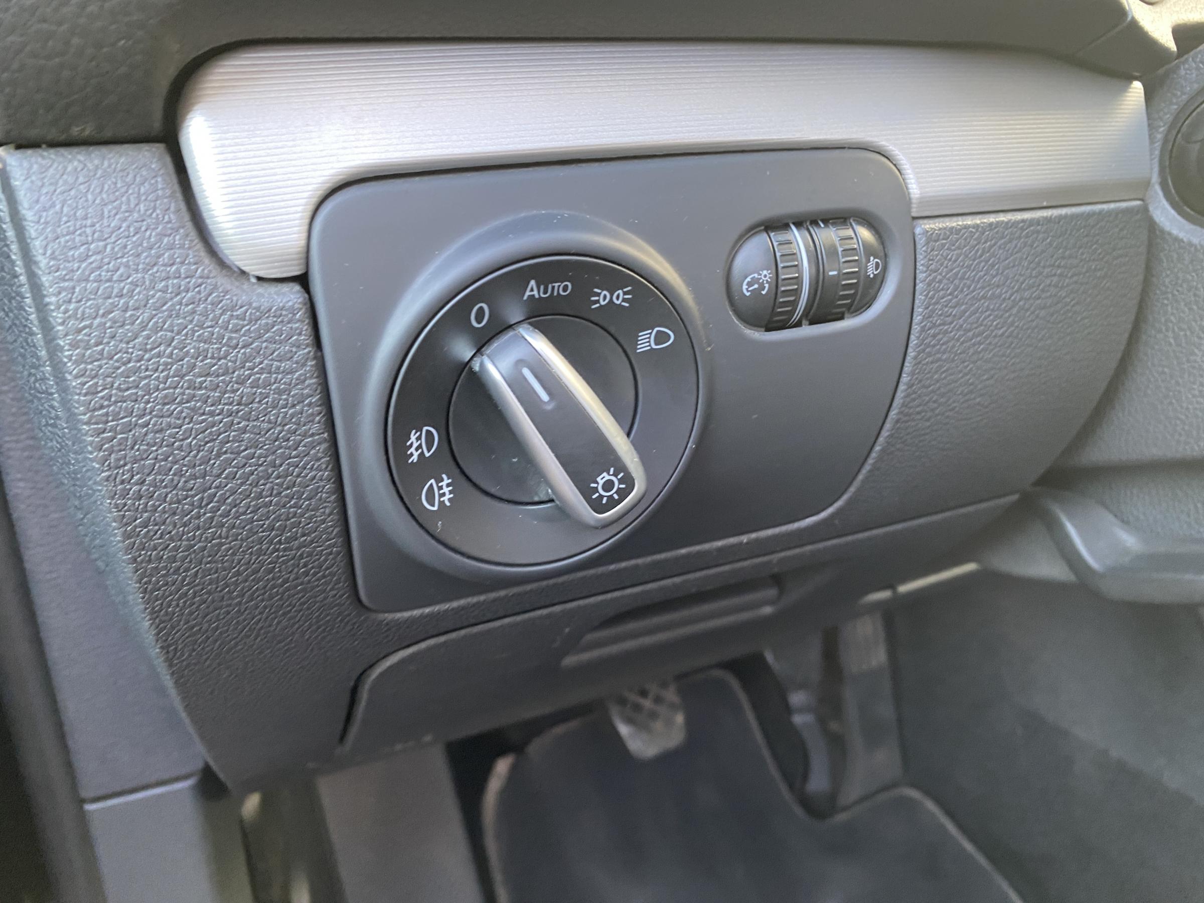 Volkswagen Golf, 2011 - pohled č. 13