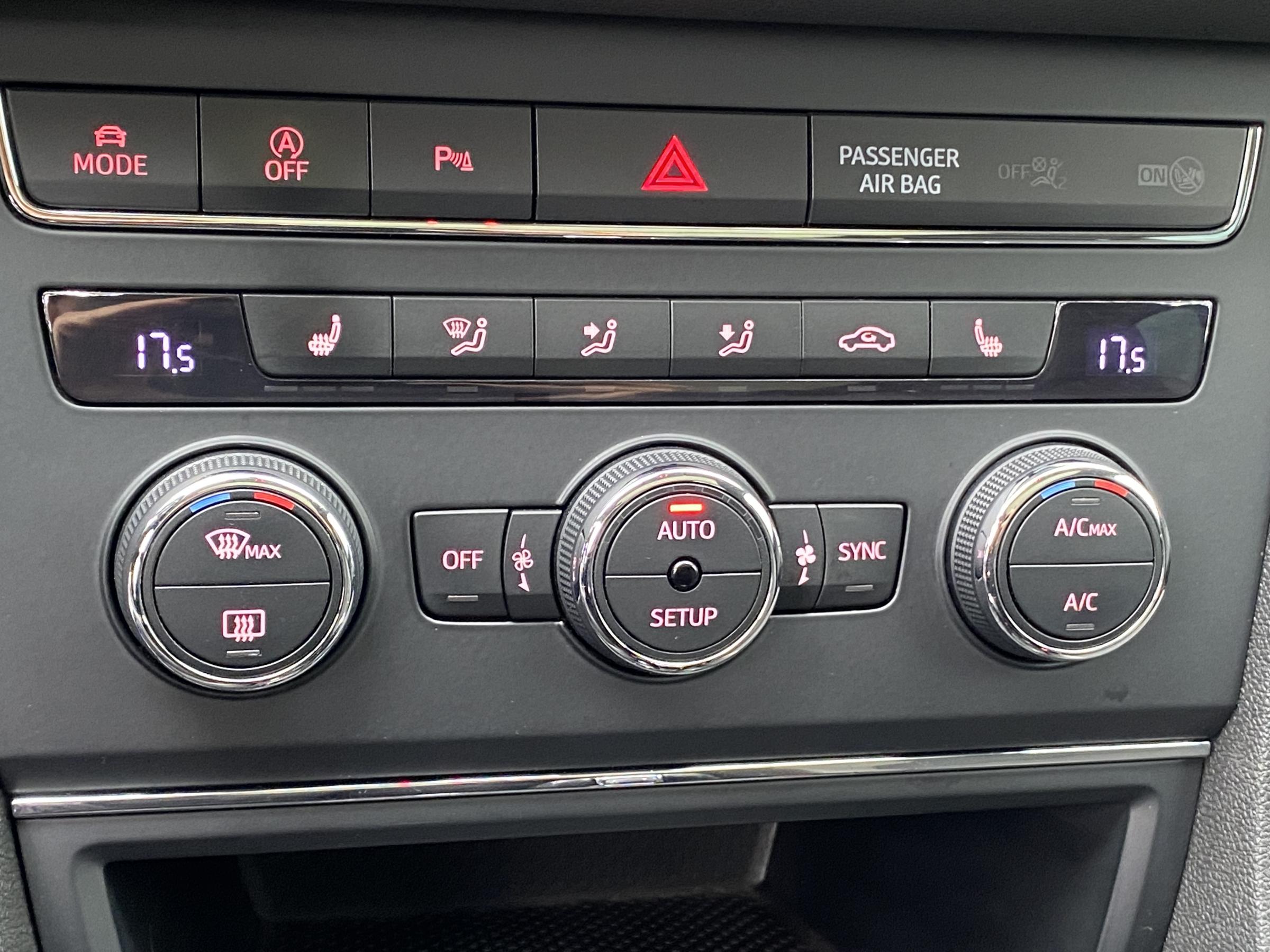 Seat Leon, 2015 - pohled č. 16