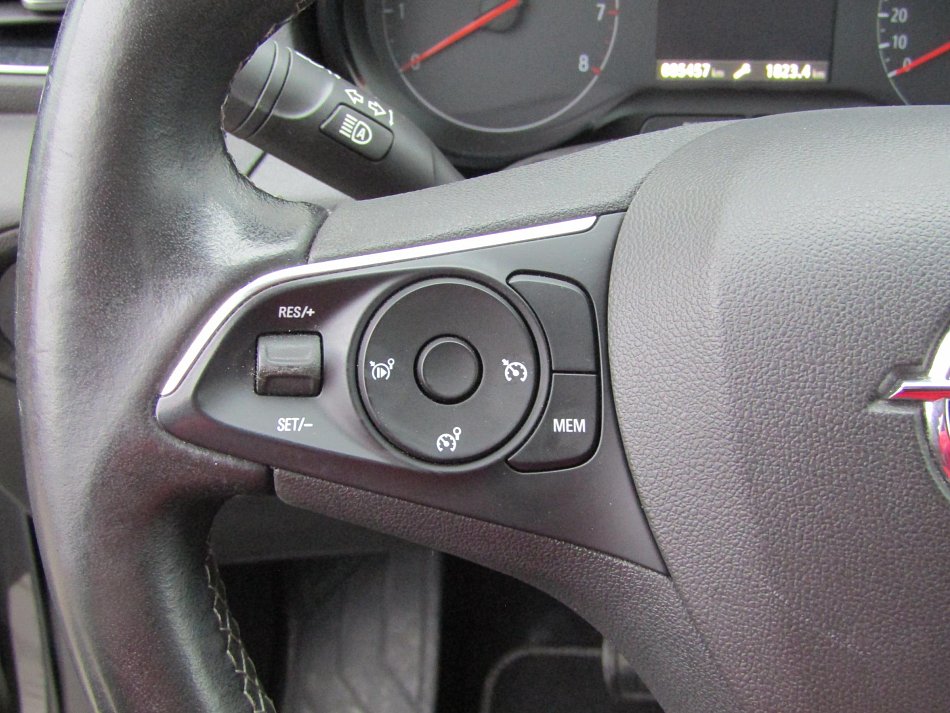 Opel Crossland X 1.2T Innovation