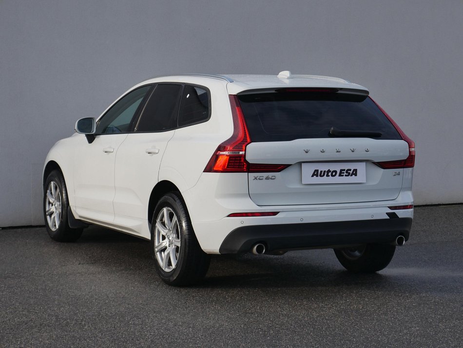 Volvo XC60 2.0 D4 Momentum