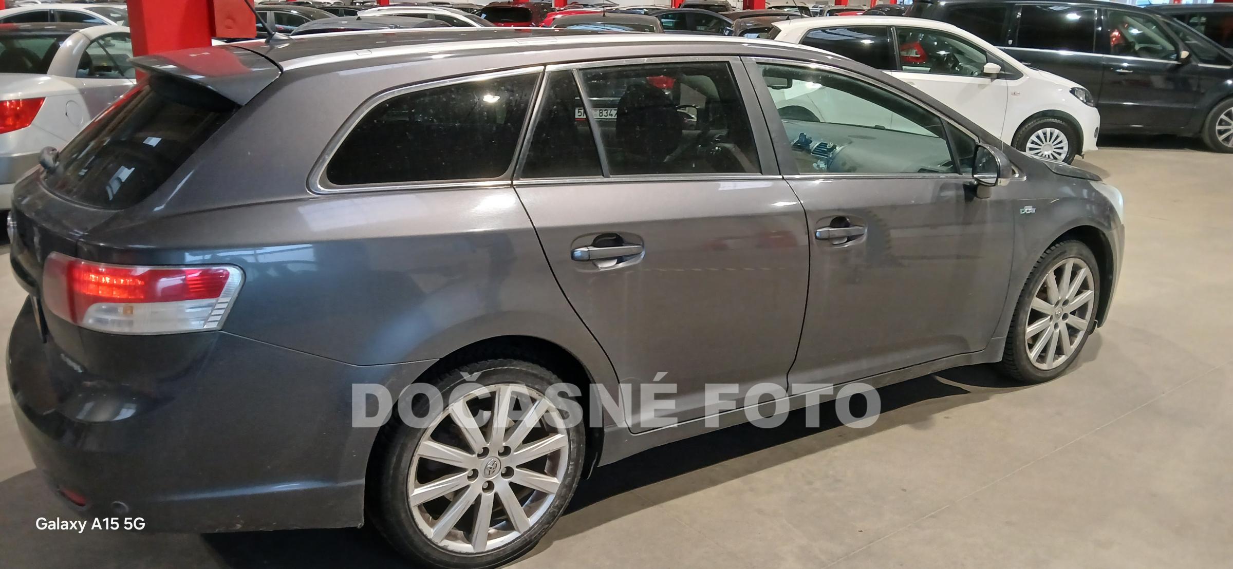 Toyota Avensis, 2011 - pohled č. 2