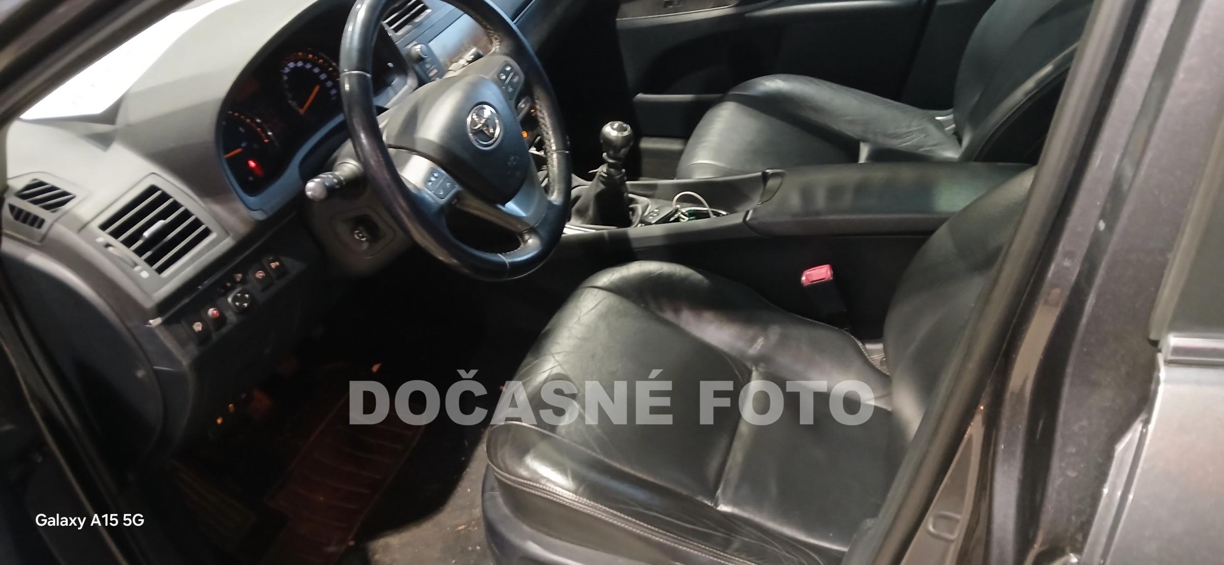 Toyota Avensis, 2011 - pohled č. 3