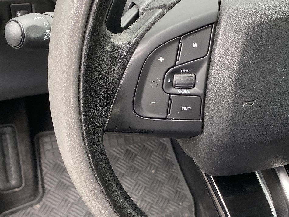 Citroën C4 Cactus 1.2 PT 