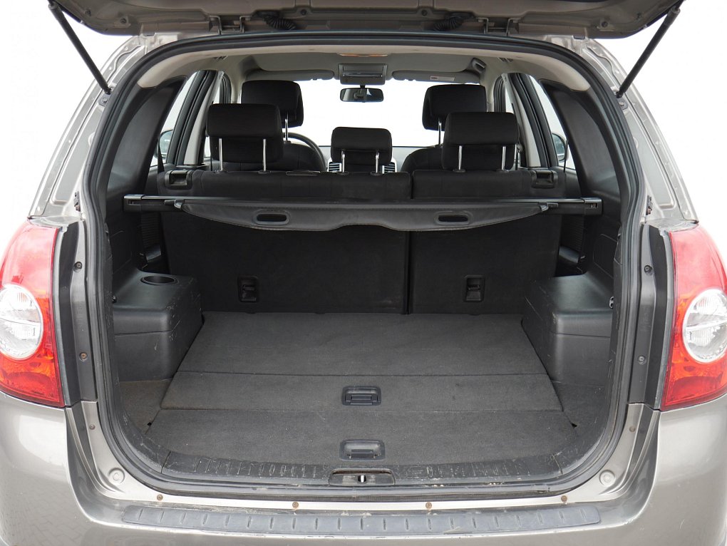 Chevrolet Captiva 2.4i 