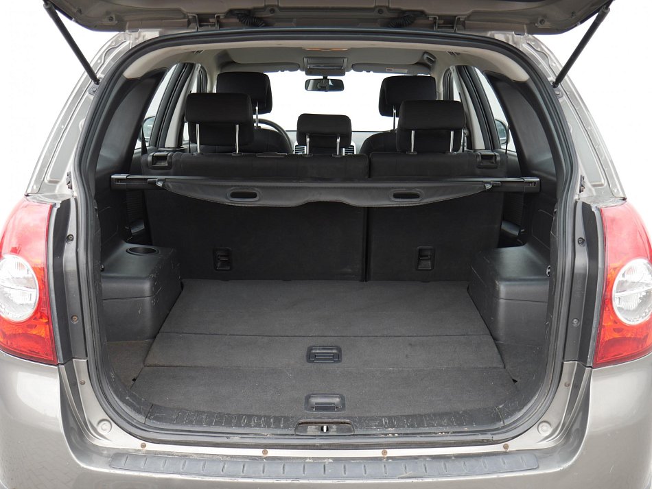 Chevrolet Captiva 2.4i 