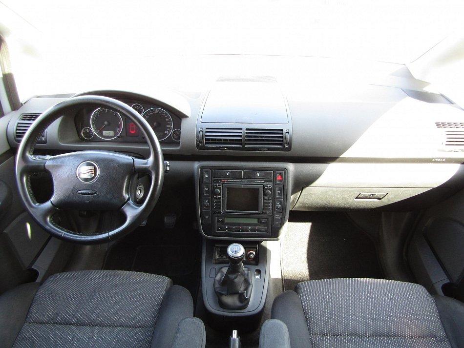 Seat Alhambra 2.0 TDi  7míst