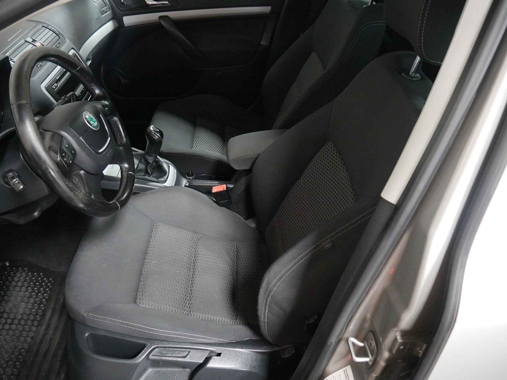 Škoda Octavia II 1.6 TDi 