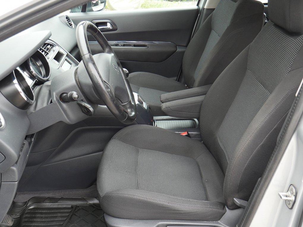 Peugeot 5008 1.6HDi 