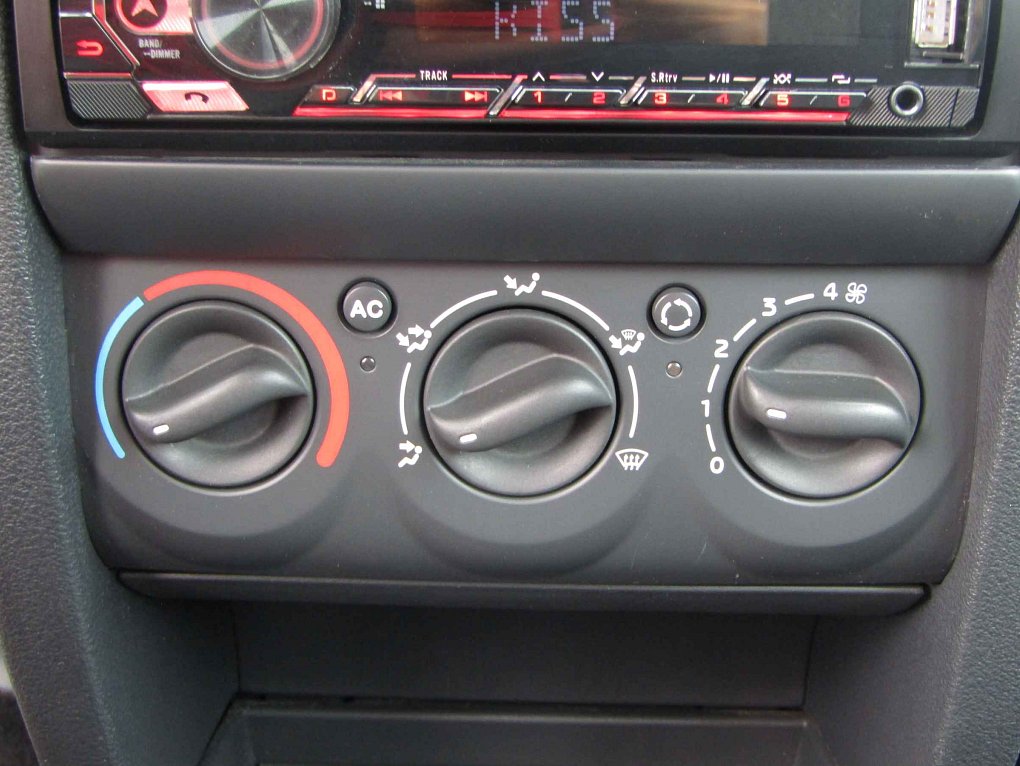 Renault Clio 1.2i 