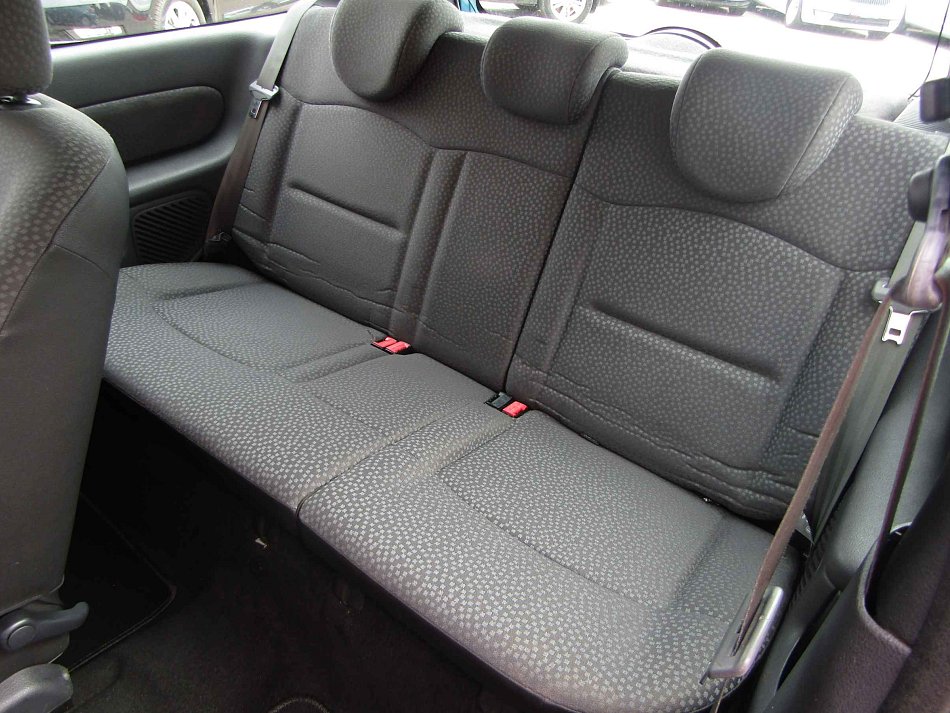 Renault Clio 1.2i 