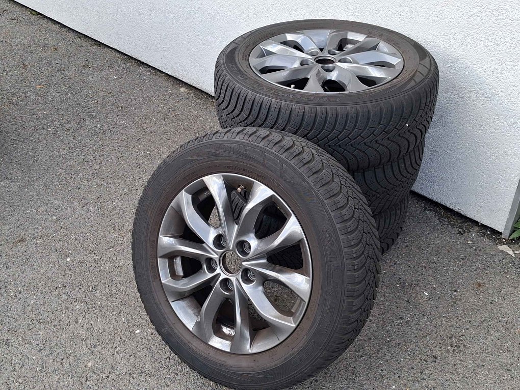 Mazda 3 2.0 Sport