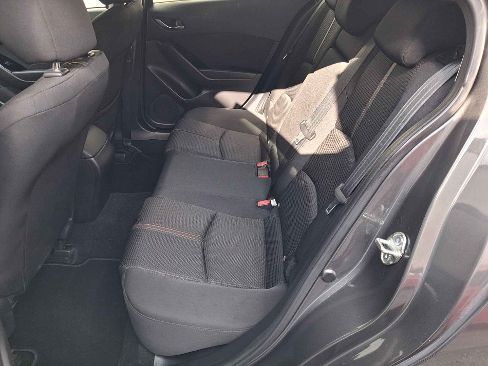 Mazda 3 2.0 Sport