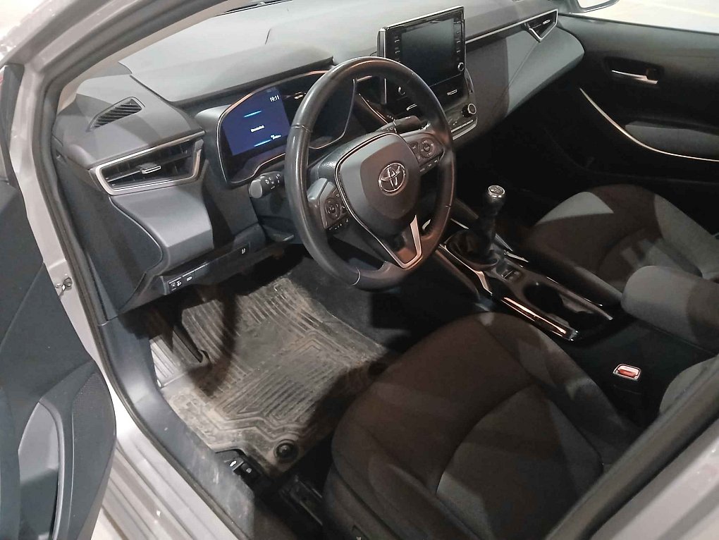 Toyota Corolla 1.6i 