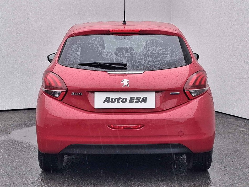 Peugeot 208 1.2PT 