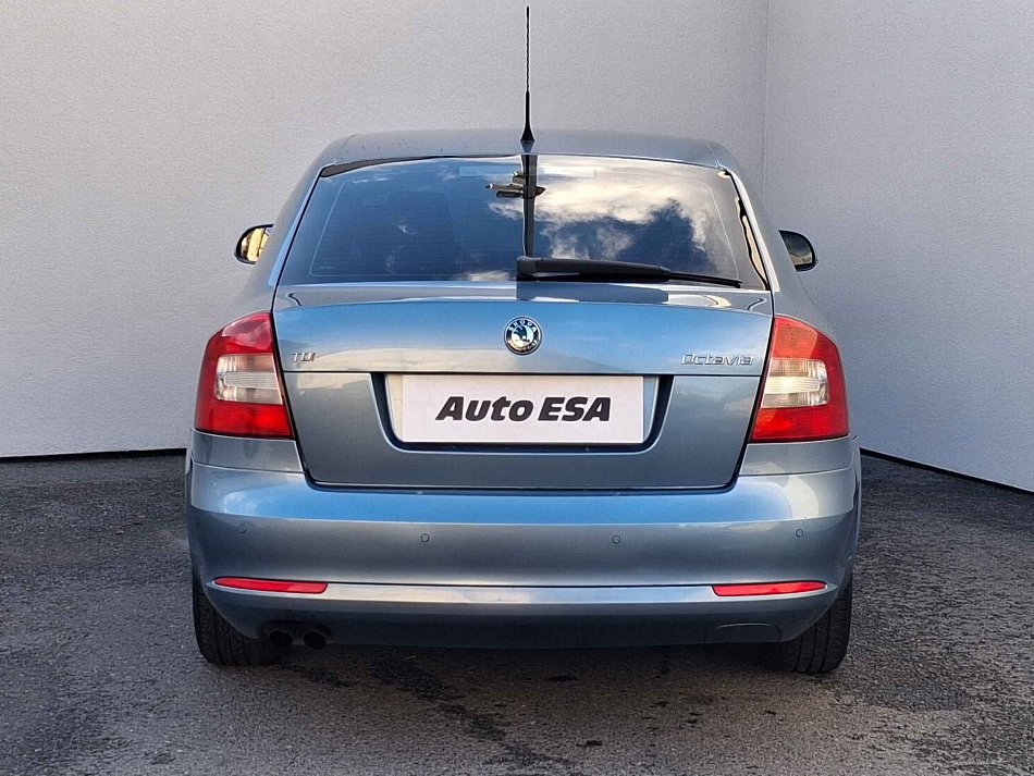 Škoda Octavia II 2.0 TDI Elegance FC