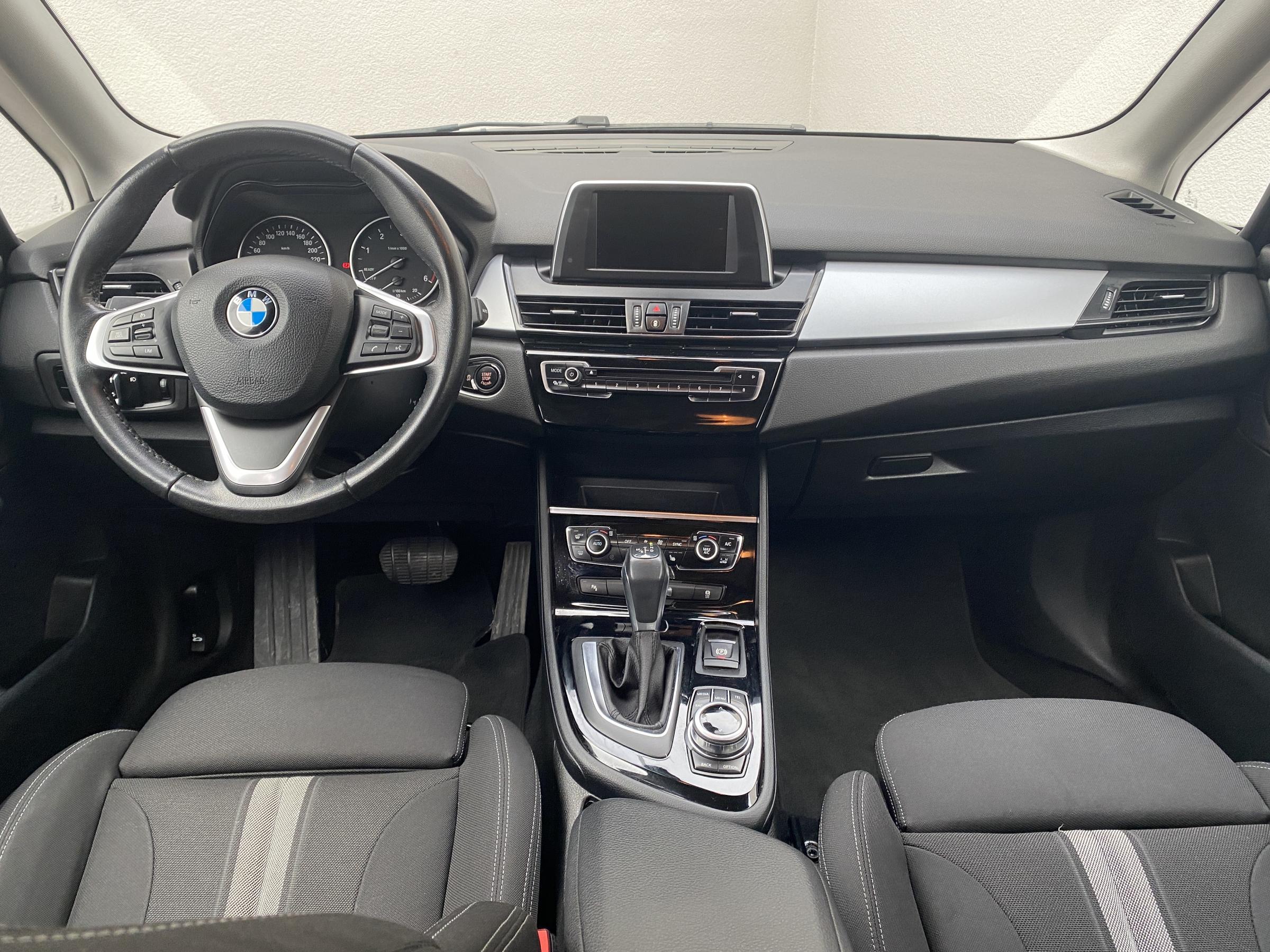 BMW Řada 2, 2017 - pohled č. 10