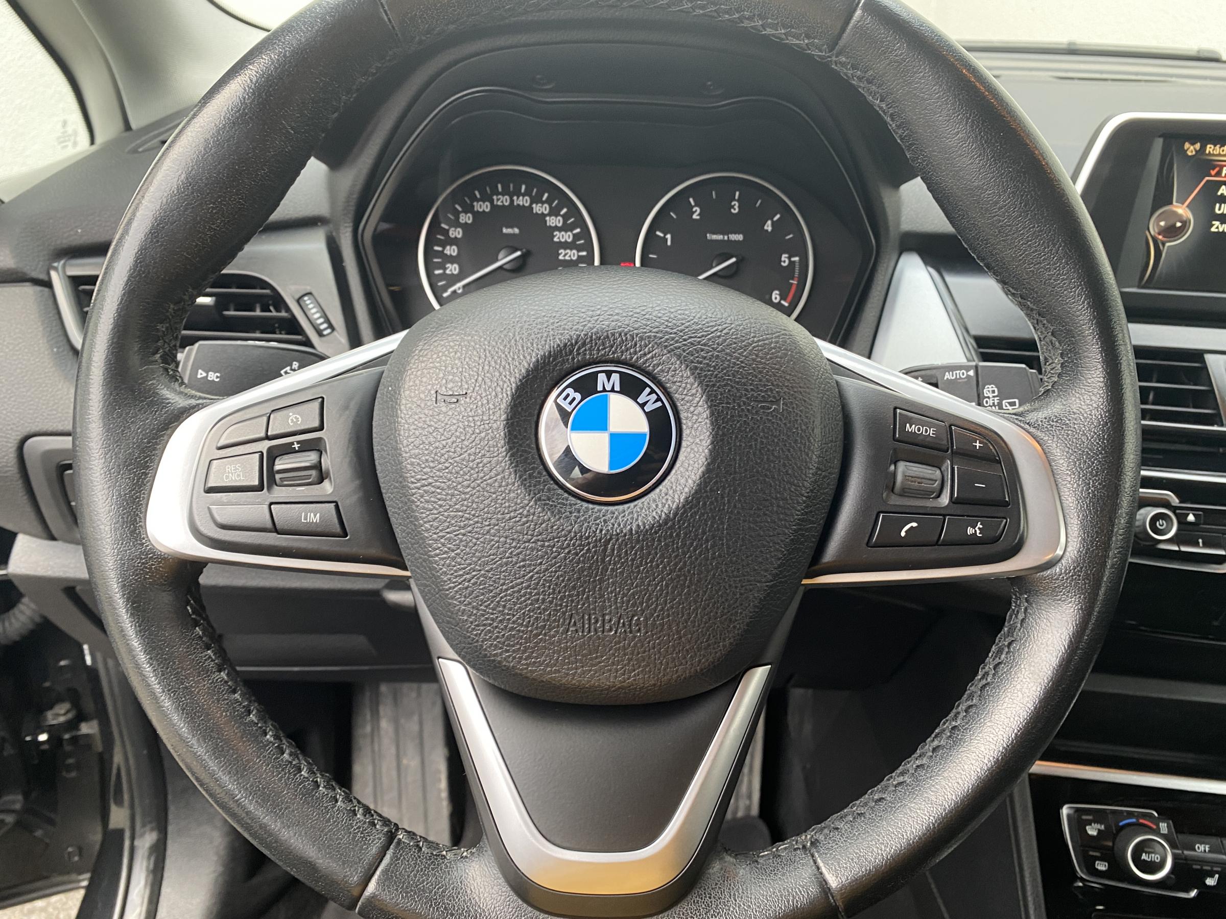 BMW Řada 2, 2017 - pohled č. 16