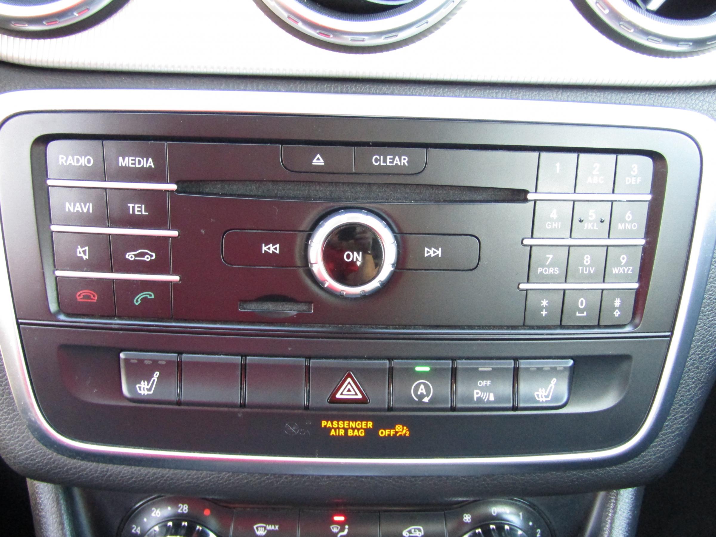 Mercedes-Benz GLA, 2016 - pohled č. 17