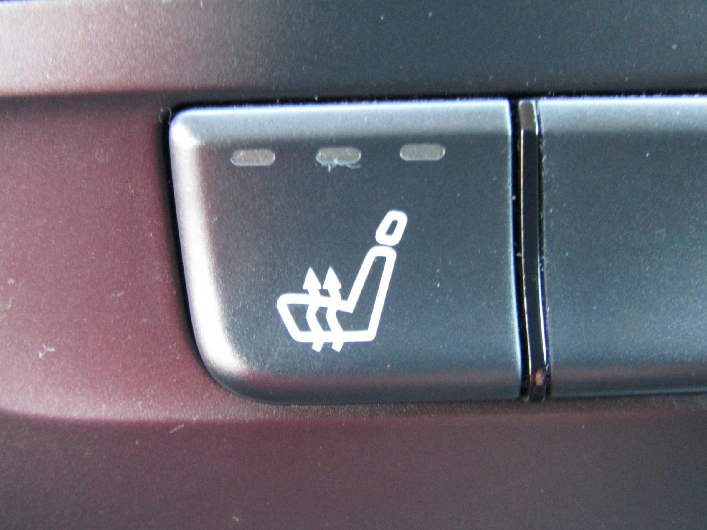 Mercedes-Benz GLA, 2016 - pohled č. 20