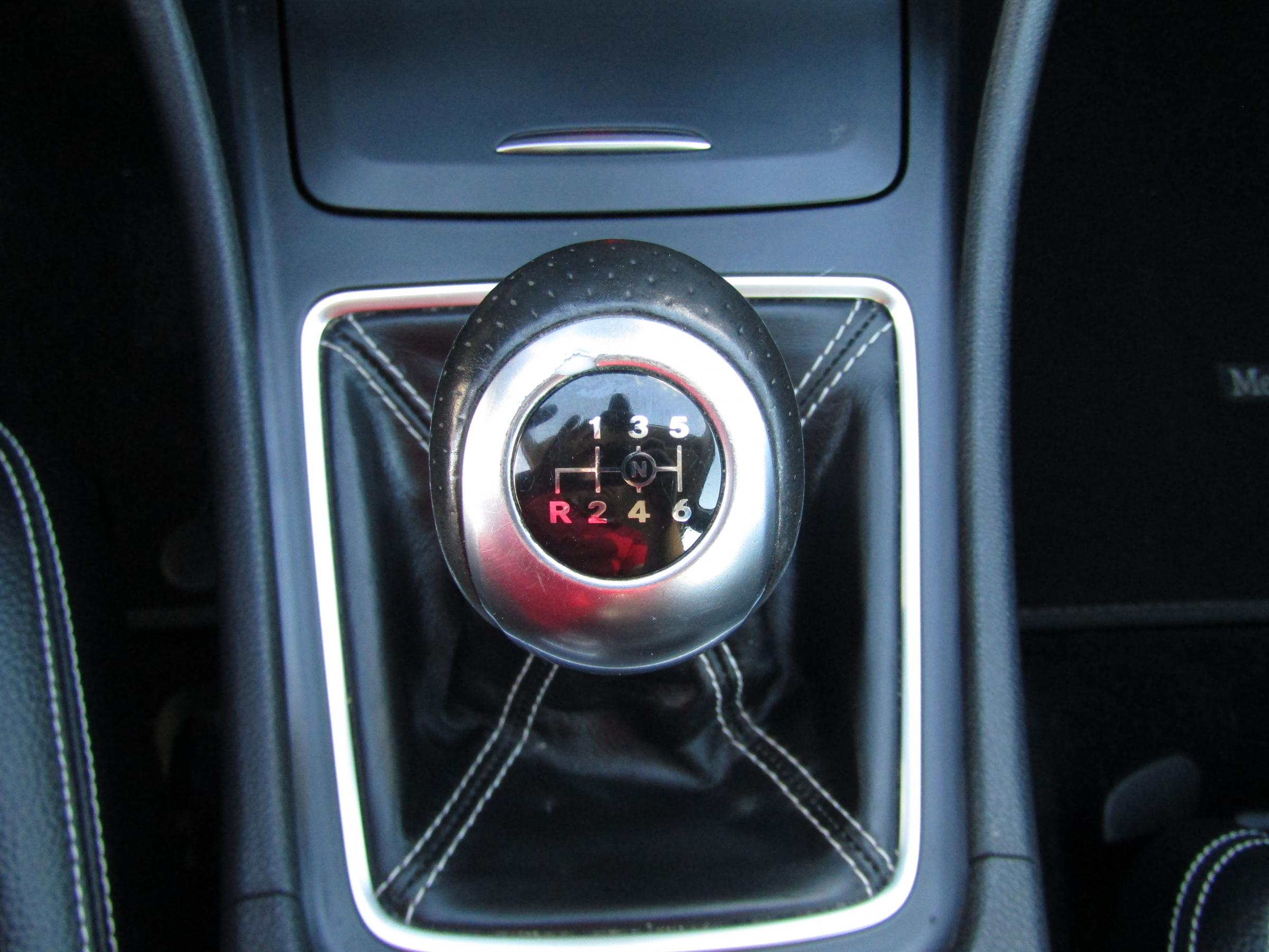 Mercedes-Benz GLA, 2016 - pohled č. 21