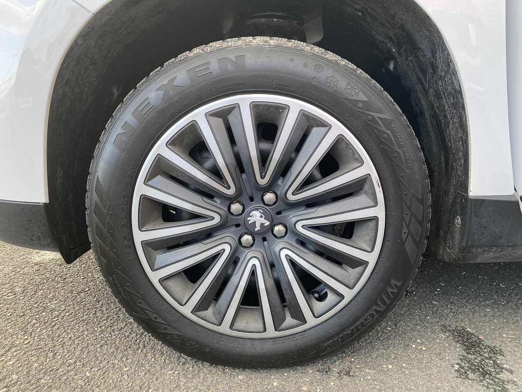 Peugeot 2008 1.2PT Active