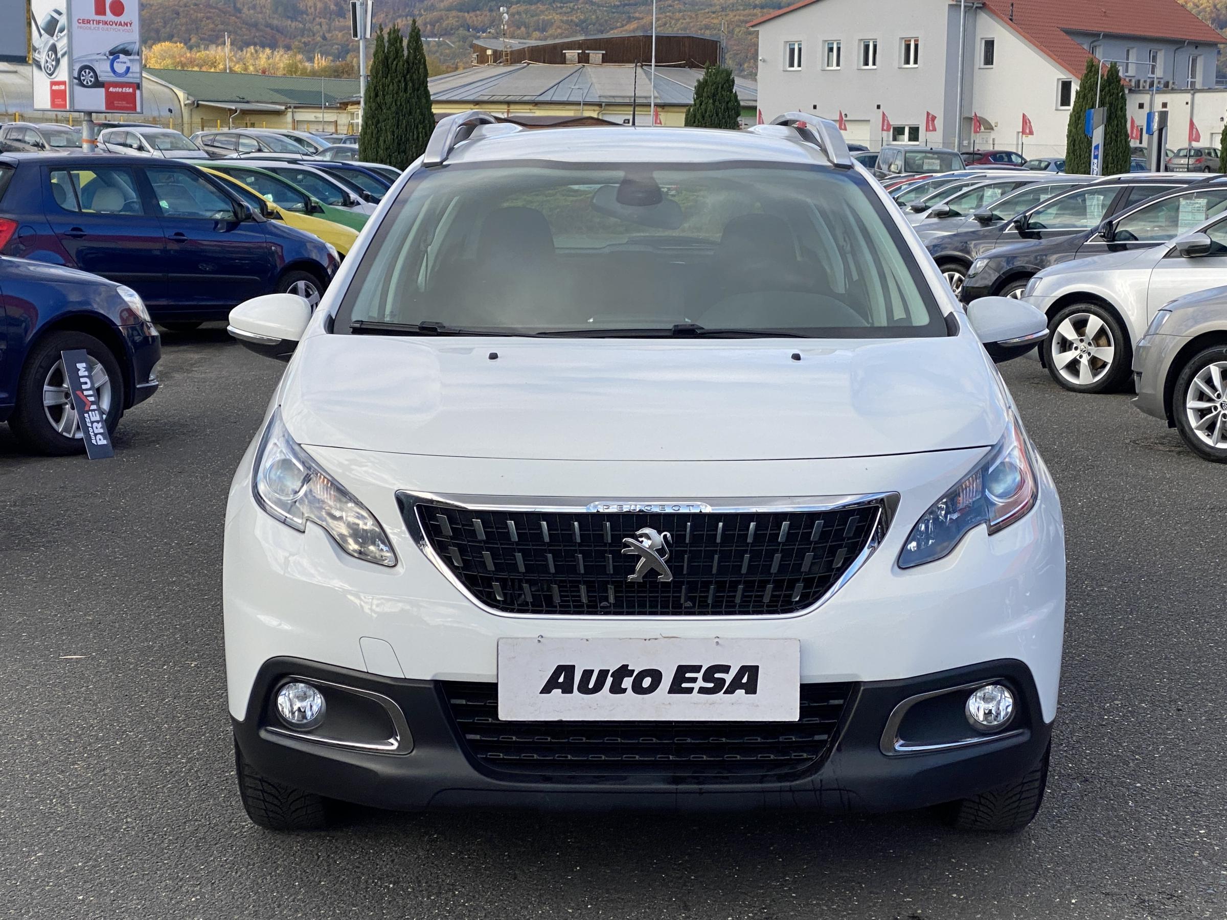 Peugeot 2008, 2018 - pohled č. 2