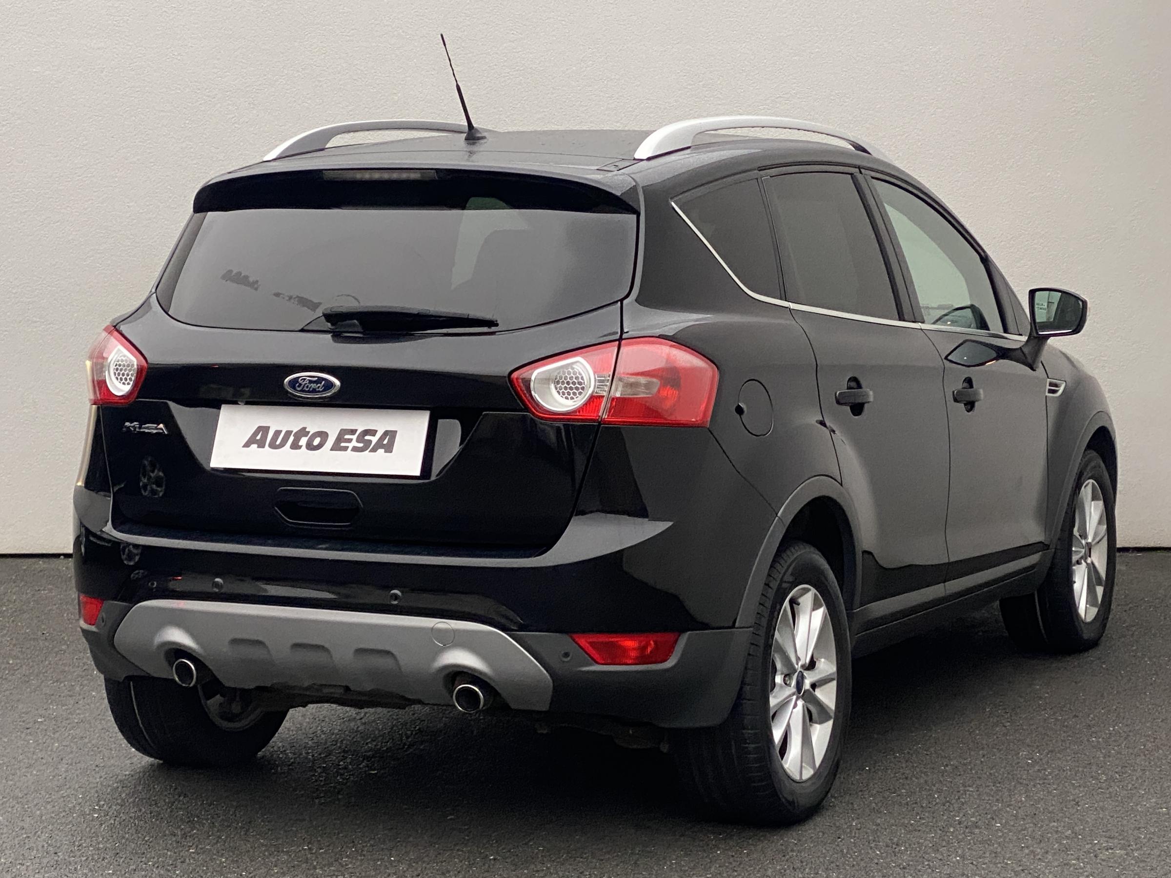 Ford Kuga, 2012 - pohled č. 4
