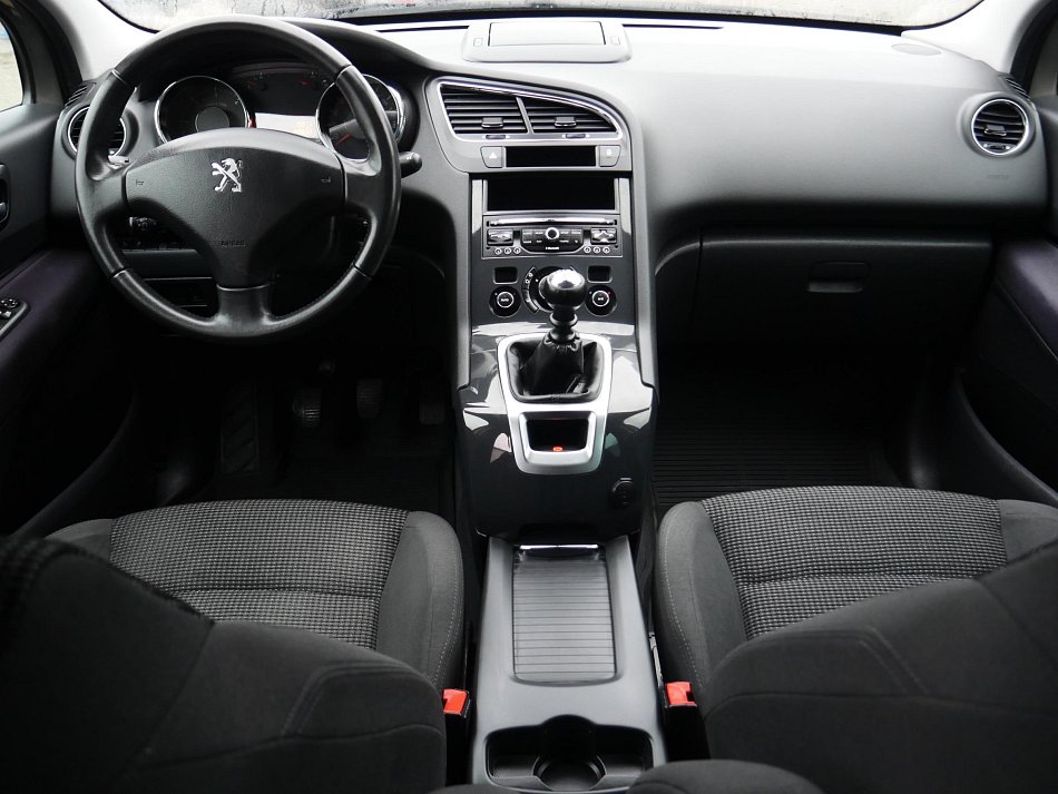 Peugeot 5008 1.6 HDi 