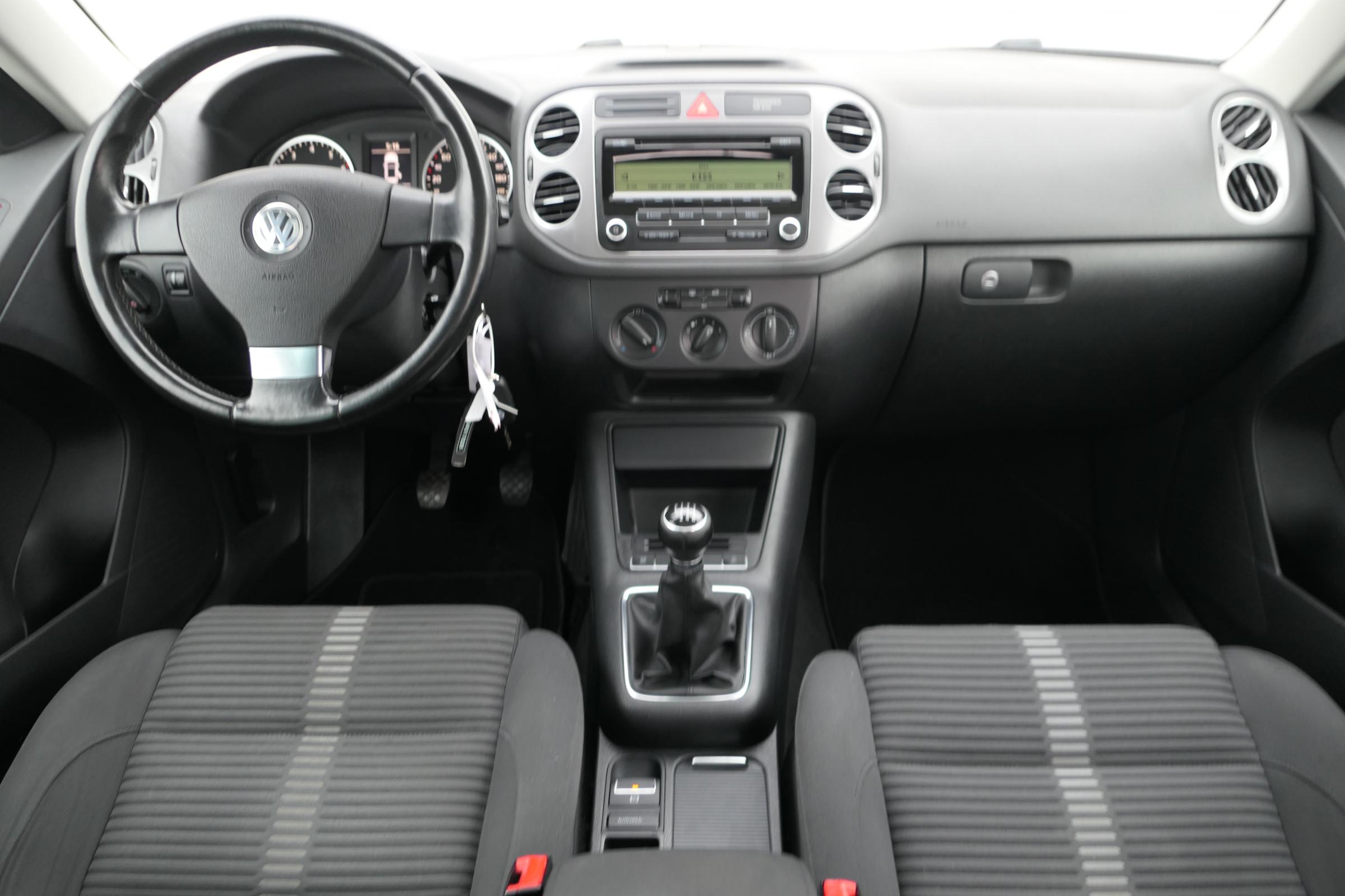 Volkswagen Tiguan, 2009 - pohled č. 10