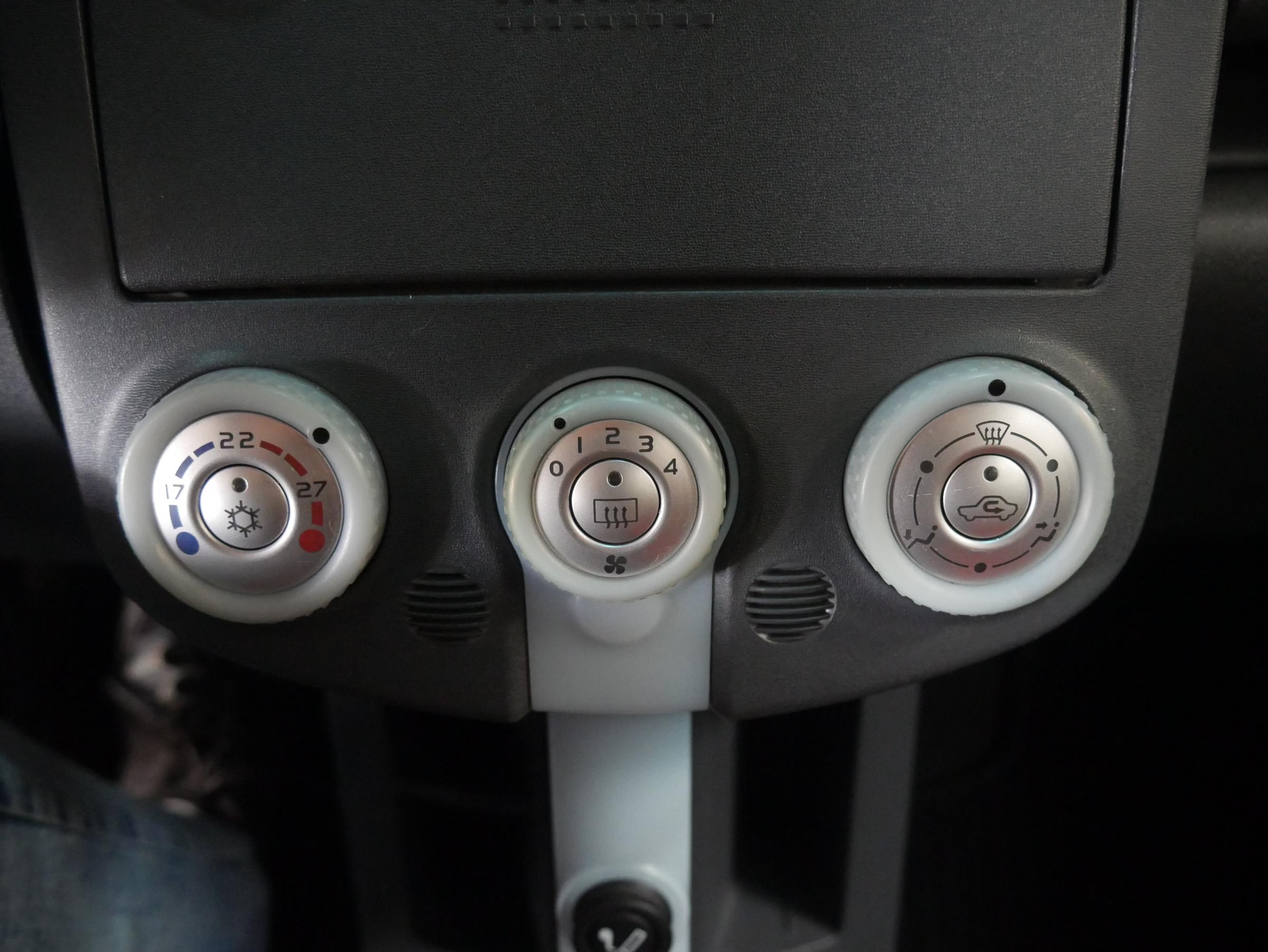 Mitsubishi Colt, 2005 - pohled č. 13