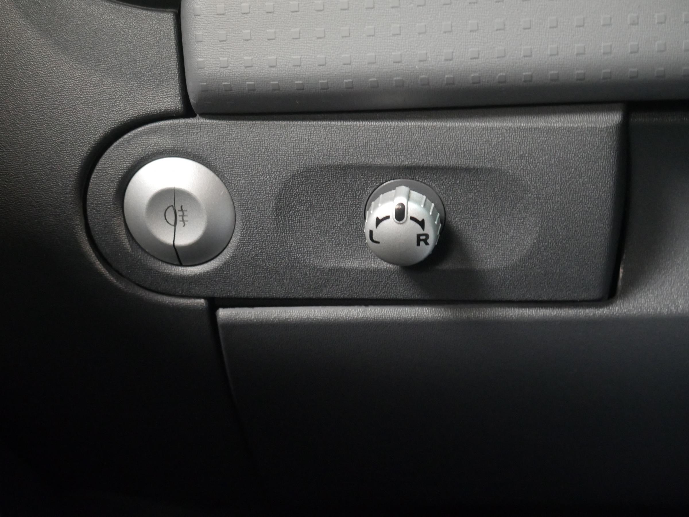 Mitsubishi Colt, 2005 - pohled č. 14