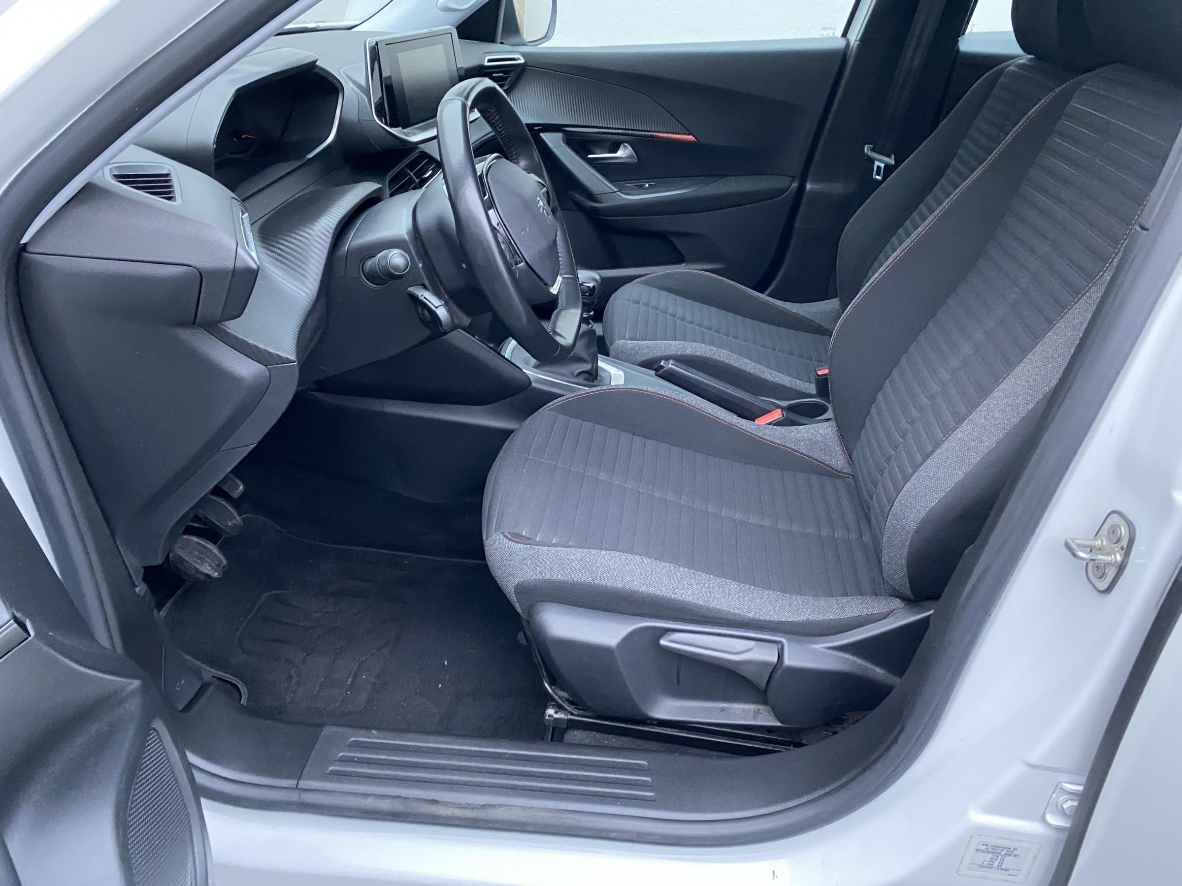 Peugeot 2008, 2021 - pohled č. 13